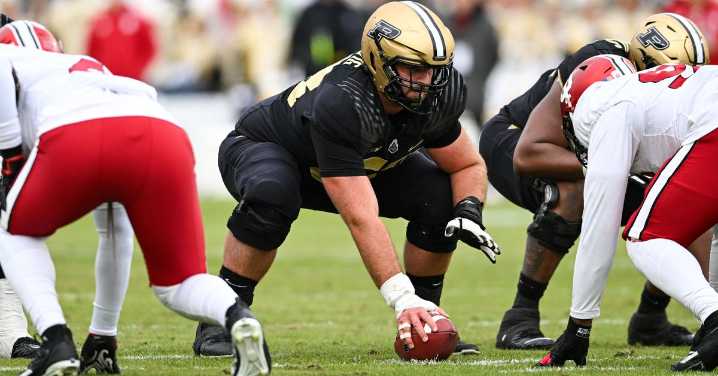 Scouting Jets UDFA center Gus Hartwig