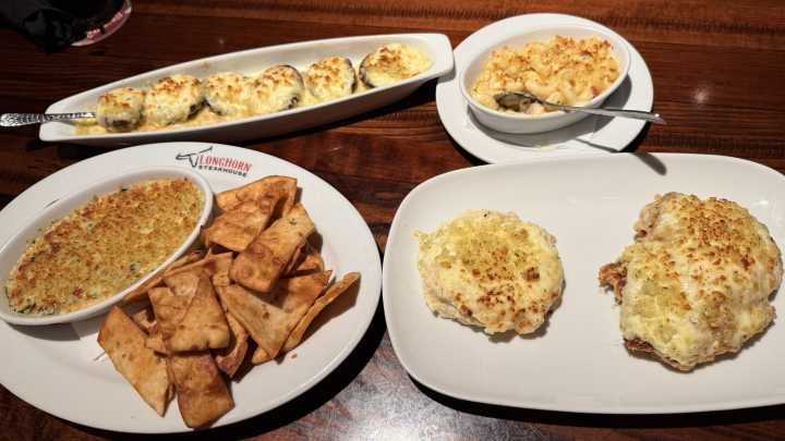 I Tried Parmesan Crust On Many LongHorn Steakhouse Menu Items