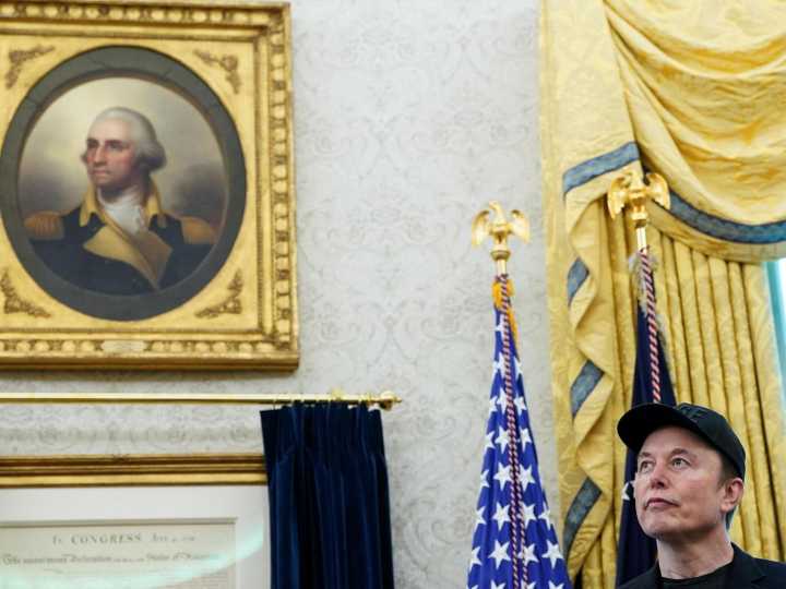 Musk tiene más de un 'botón nuclear' para su venganza: una gran fortuna, un algoritmo dopado y mucho que contar