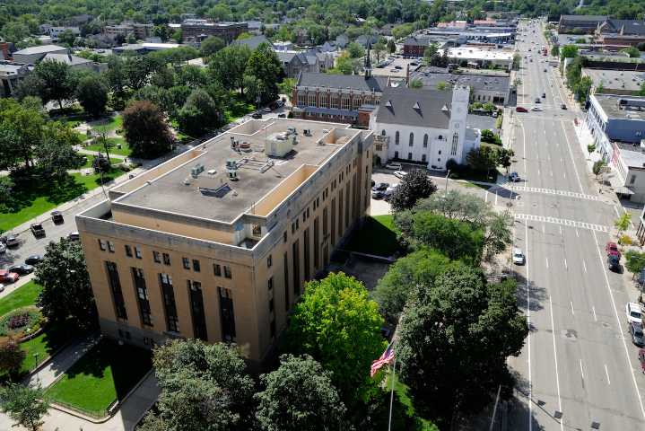 Old Kalamazoo courthouse may become 127-room boutique hotel, speakeasy