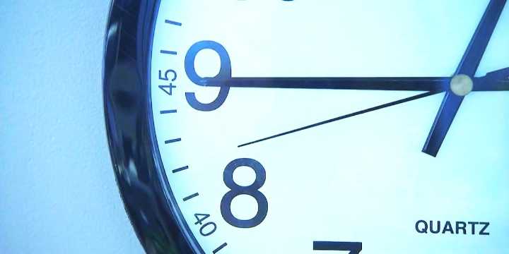 Board moves vote on school start time changes to next meeting
