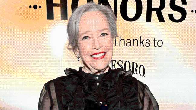 Kathy Bates Salutes Her 'Matlock' Team
