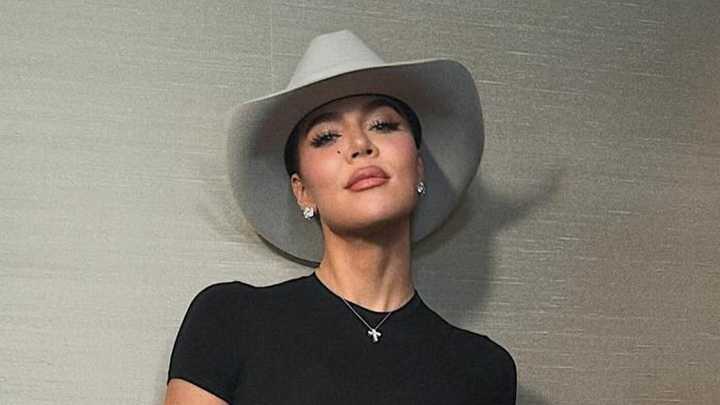 Khloe Kardashian shows off her butt in skintight $574 thong jeans as fans say unique look ‘is a no’