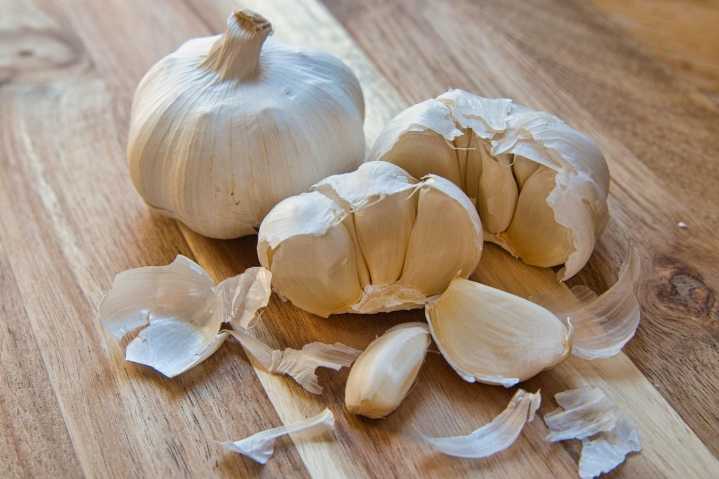 Mejora la función del sistema cardiovascular comiendo ajo en ayunas