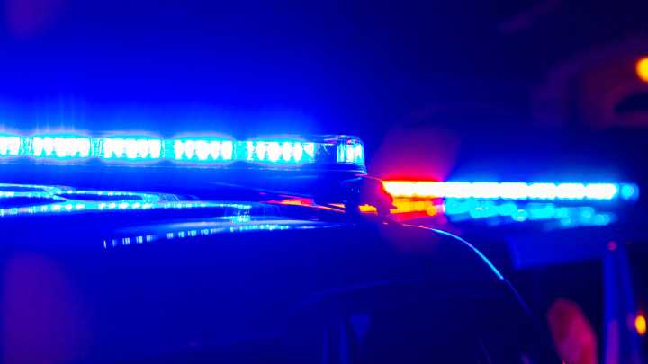 Teen killed, 5 injured in Campbell Hall School crash