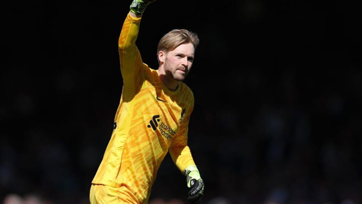 Brentford sign Liverpool goalkeeper Kelleher on five
