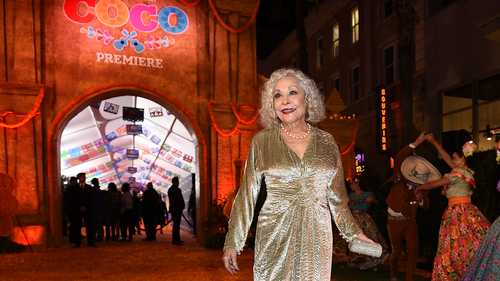 Renée Victor, voice of Abuelita in 'Coco' and 'Weeds' actress, dies at 86