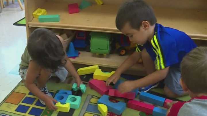 Columbia Co. pilot offers $500 monthly aid to single parents