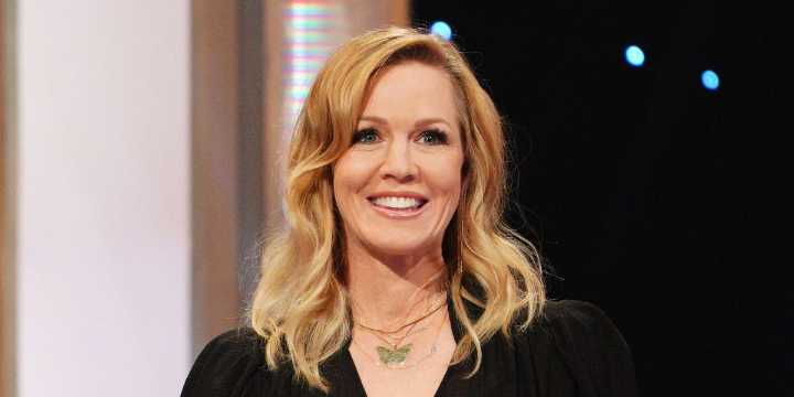 'Beverly Hills, 90210' Star Jennie Garth, 53, Shows Off Her 'Natural' Body In First Ever Underwear Photos