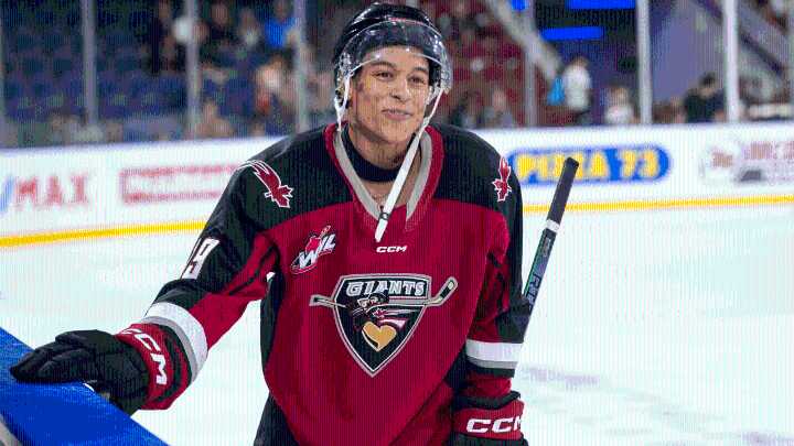 Schmidt motivated by 'just being the smaller guy' ahead of 2025 NHL Draft 