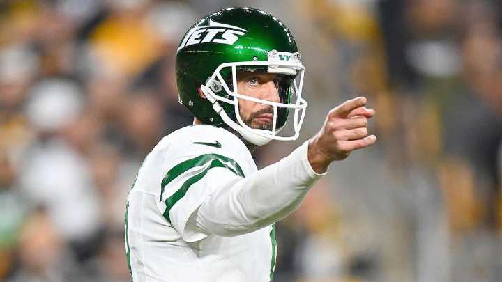 Aaron Rodgers signing with Steelers: Four-time NFL MVP joins Pittsburgh on one