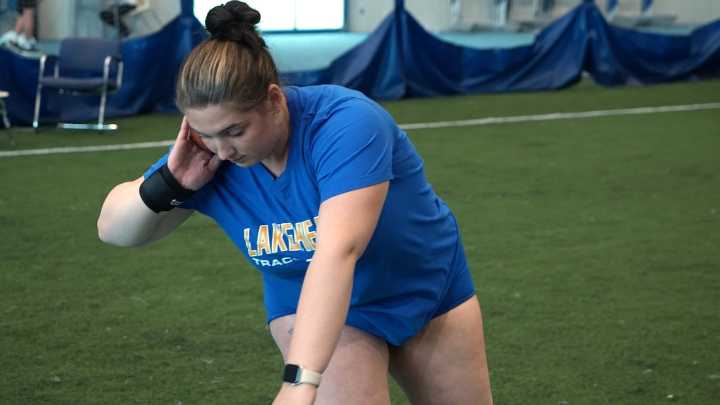 Record-breaking high school shot putter sets sights on Paralympic world stage