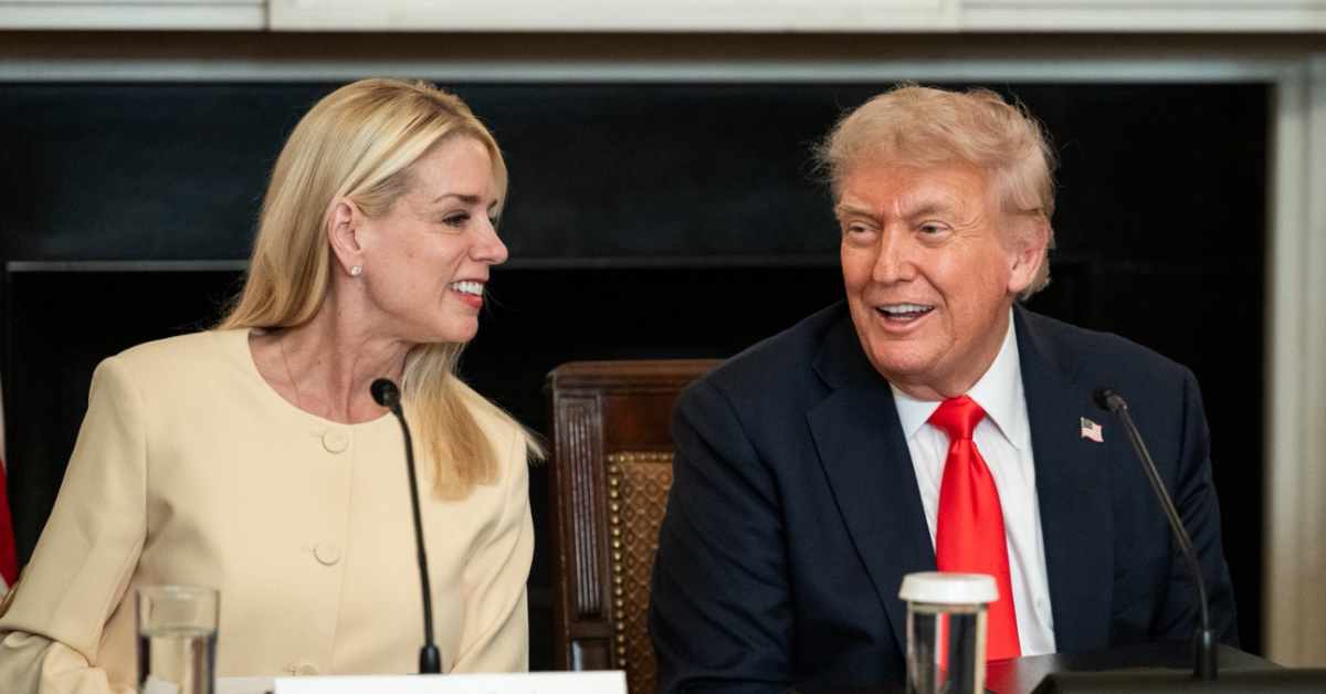 Trump Chickens Out of Musk, Epstein Files Press Questions