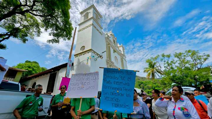 Habitantes de El Corpus, Honduras, exigen el cese de operaciones mineras por graves daños