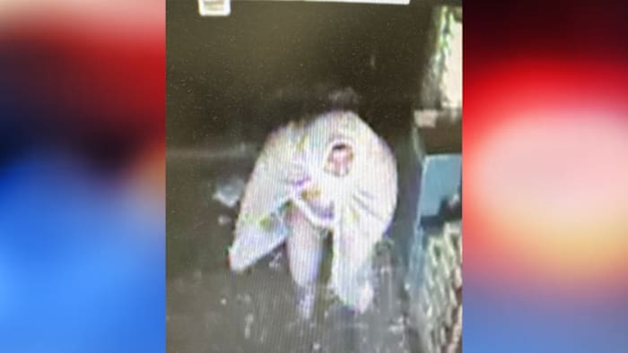 Man wearing only cape, underwear breaks into Ohio Dollar General, steals women’s clothing