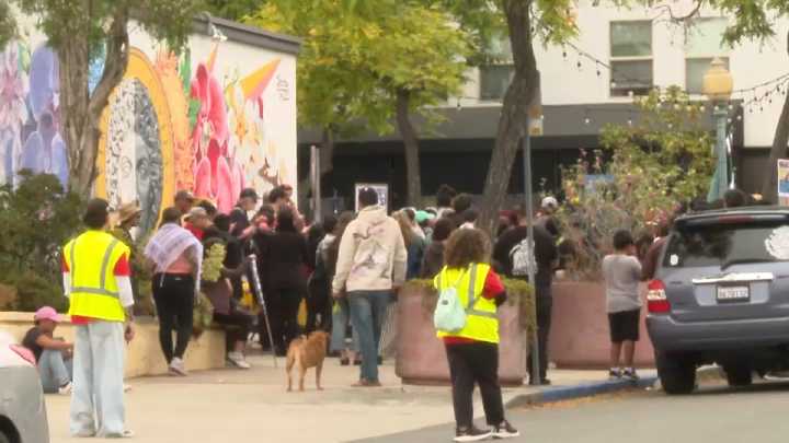 Protesta en South Park ante las recientes redadas de ICE