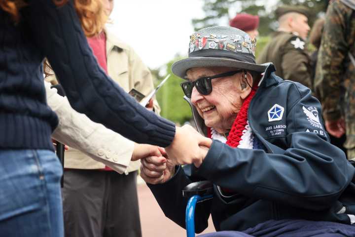 D-Day veterans return to Normandy to mark 81st anniversary of landings