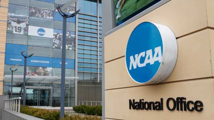 Judge approves athlete payment plan in landmark college sports decision