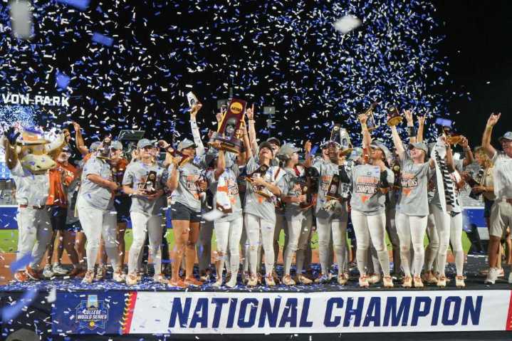 Women's College World Series: Texas wins 1st national title