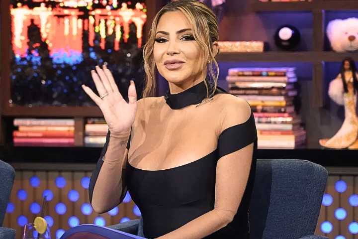 Larsa Pippen Fires Back at Trolls After Pushing Marriage Timeline With 31YO Boyfriend RHOM star Larsa Pippen fends off haters as marriage plans with her 31-year-old boyfriend knock around the corner P