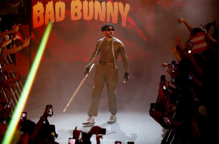 Puerto Rico distribuirá entradas para conciertos de Bad Bunny a funcionarios y estudiantes