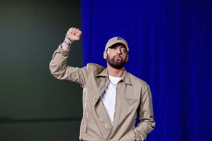 Eminem demanda a Meta por distribuir su música sin licencia
