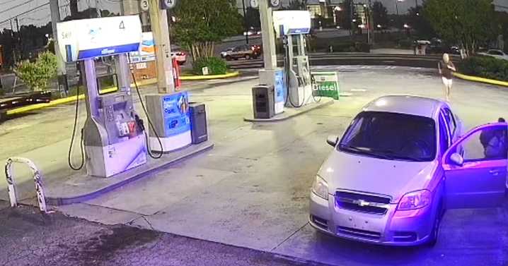 Good Samaritan holds suspect at gunpoint, stops Marietta carjackings, police say