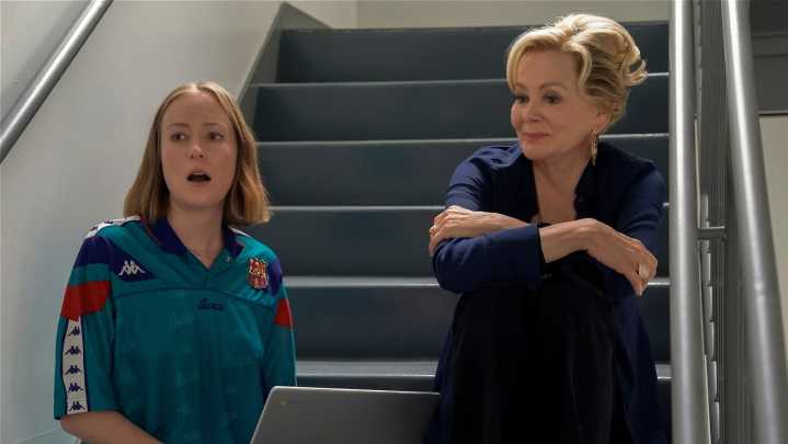 12 Best TV Shows Like Hacks