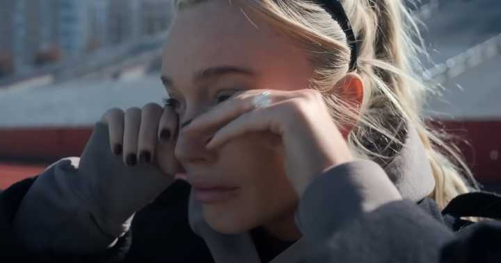 Alex Cooper Accuses Coach of Sexual Harassment in Hulu Doc