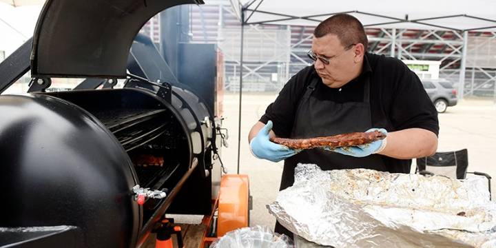 Grillin & Chillin event raises money for Humane Society and prospects for expanded event