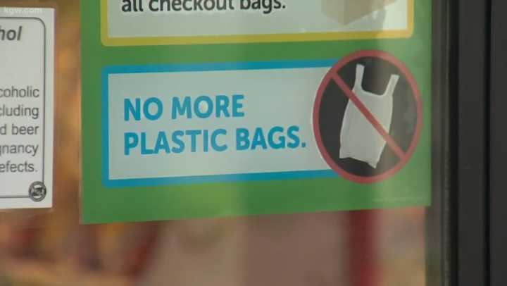 Oregon environmental groups applaud updated state law eliminating plastic film bags at grocery checkout