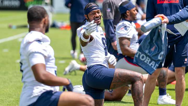 Josh McDaniels gives Stefon Diggs update at Patriots OTAs as WR returns