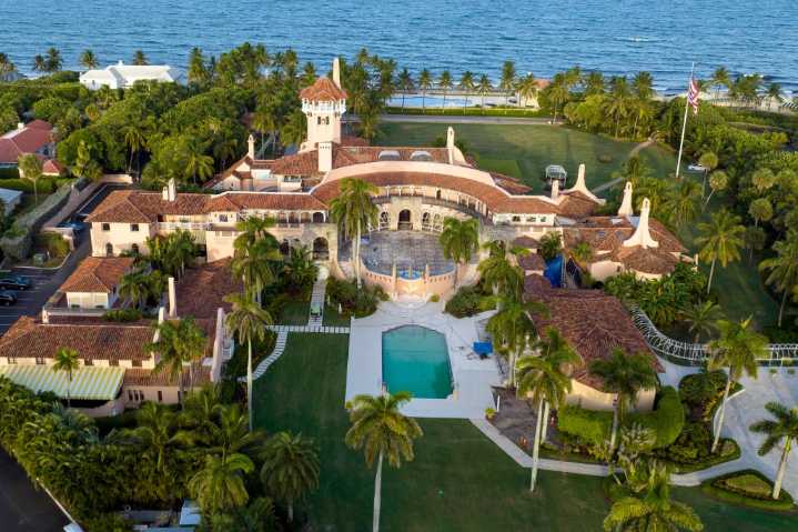 Man jumps over wall at Mar-a-Lago to 'marry' Trump's granddaughter