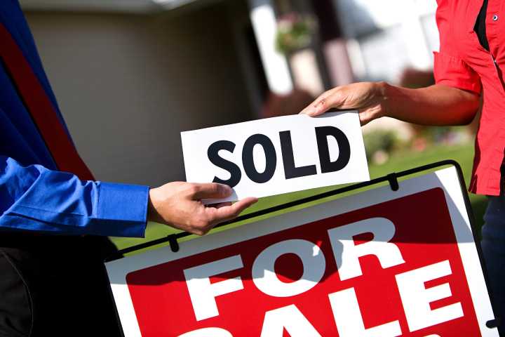 Home sales tick up in South Florida, while Miami