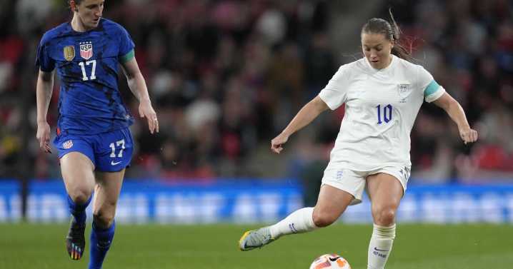 Kirby follows Earps in retiring from international soccer duty with England