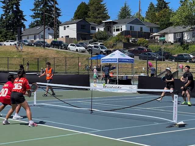 West Seattle Blog… | HAPPENING NOW: ‘Rally on the Rock’ pickleball tournament raising money for Chief Sealth IHS