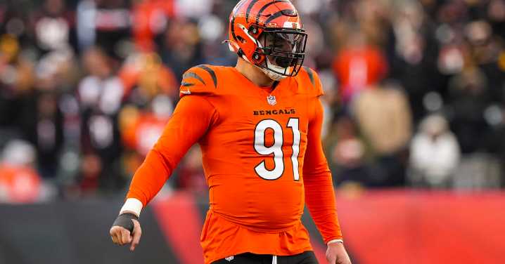 The Linc - Should the Eagles trade for Trey Hendrickson?