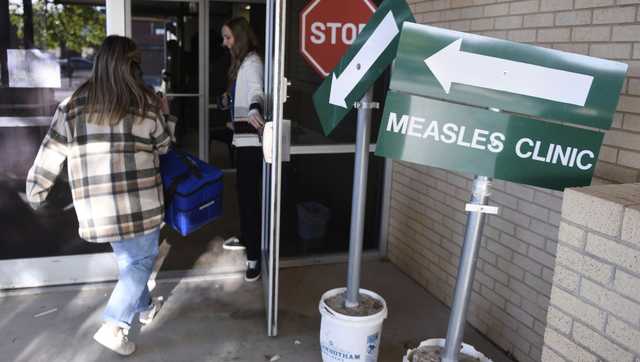 CDC: All international travelers should get measles vaccinations