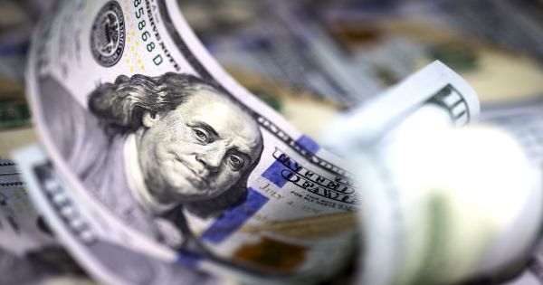 Precio del dólar blue hoy: a cuánto cotiza el domingo 8 de junio con el MEP y el CCL