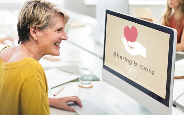 13 Best Older Woman Dating Sites for Mature Singles