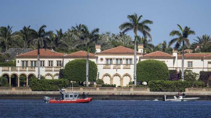 Detenido un hombre por entrar en Mar-a-Lago para "casarse" con Kai, nieta de Donald Trump