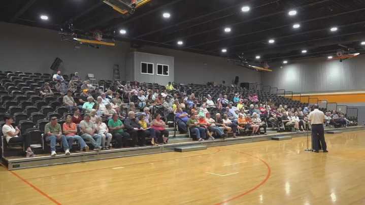 Oneida residents voice concerns over proposed landfill