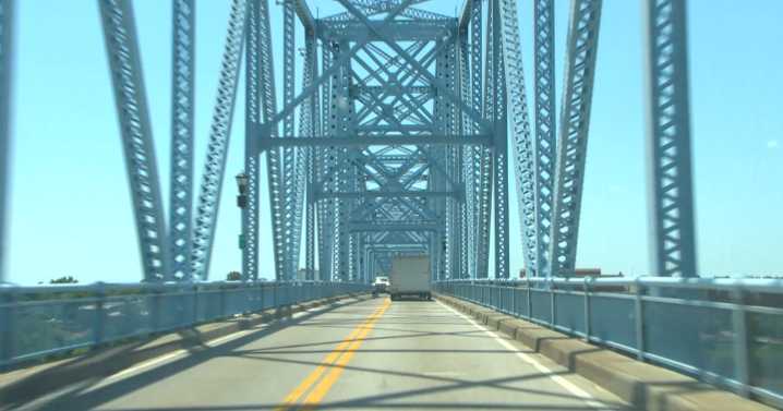 Owensboro's "Blue Bridge" to close for months for new driving surface and other repairs