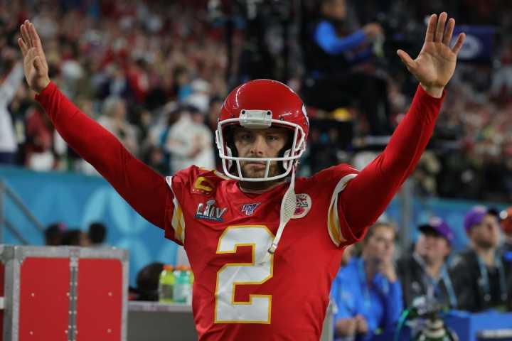 Dustin Colquitt to officially retire from Kansas City Chiefs, team says