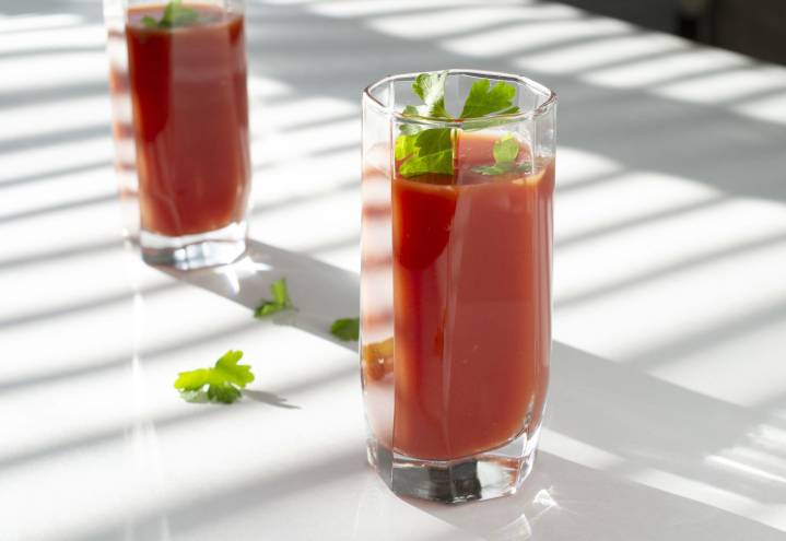 6 Drinks to Naturally Lower Your Blood Pressure