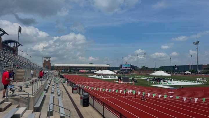 New Richmond pole vaulter wins title at OHSAA Division II state track and field meet