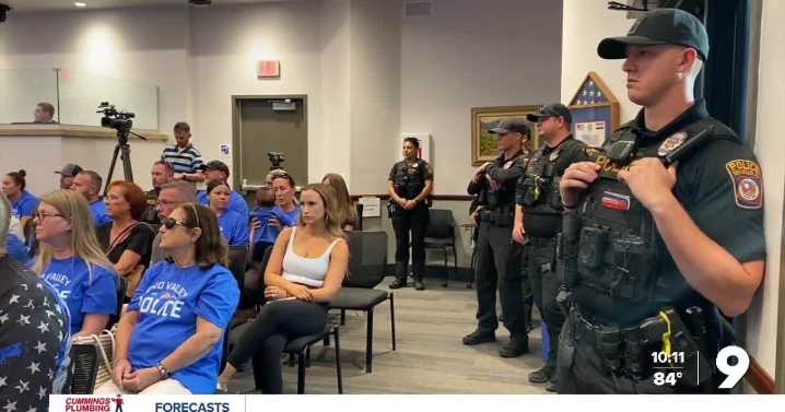 Oro Valley Town Council votes to give officers and sergeants pay raise