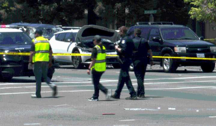 Bystander dies in 7-vehicle crash amid high-speed police chase in Sacramento