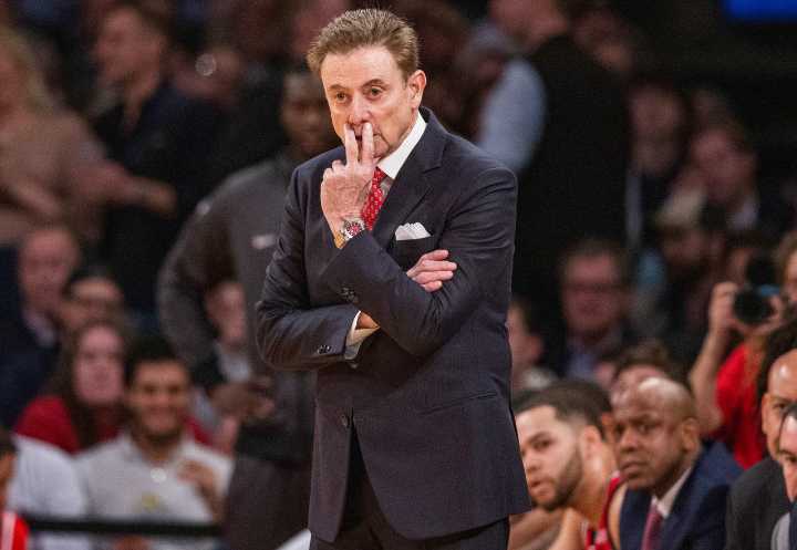 Rick Pitino delivers decisive message on possibility of taking Knicks head coach job