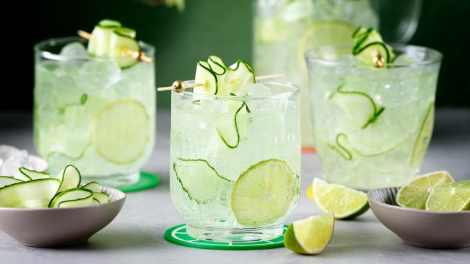 Best Gordon's Cup Recipe: How to Make a Gin